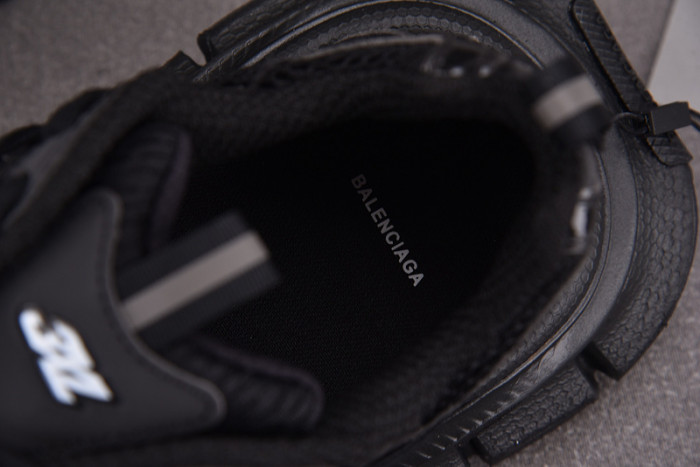 BLCG 3XL SNEAKER 825601 W3XCH 1000
