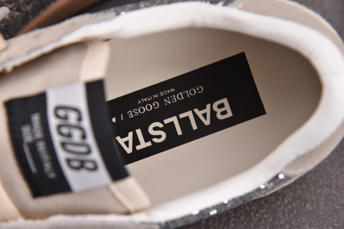 GGDB Low-Top Shoes