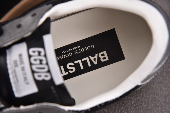GGDB Low-Top Shoes