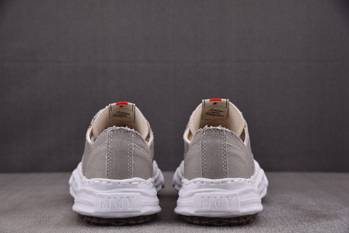 Ma1s0n MIHARA YASUHIRO SNEAKER