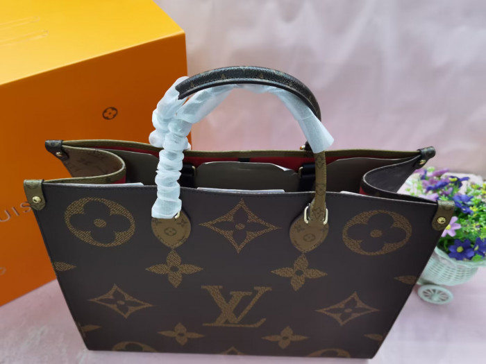 Lou1su1tt BAG
