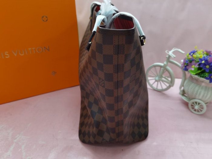 Lou1su1tt BAG