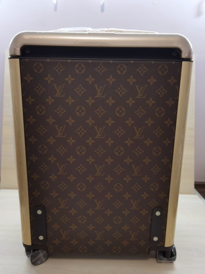 Lou1su1tt TRAVEL BOX