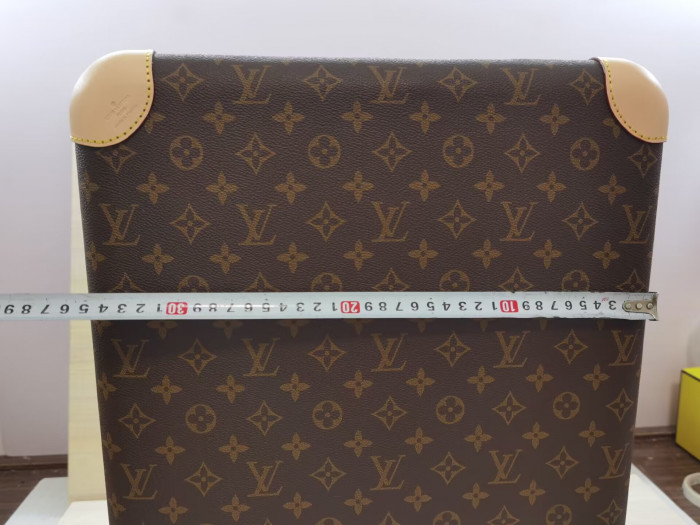 Lou1su1tt TRAVEL BOX