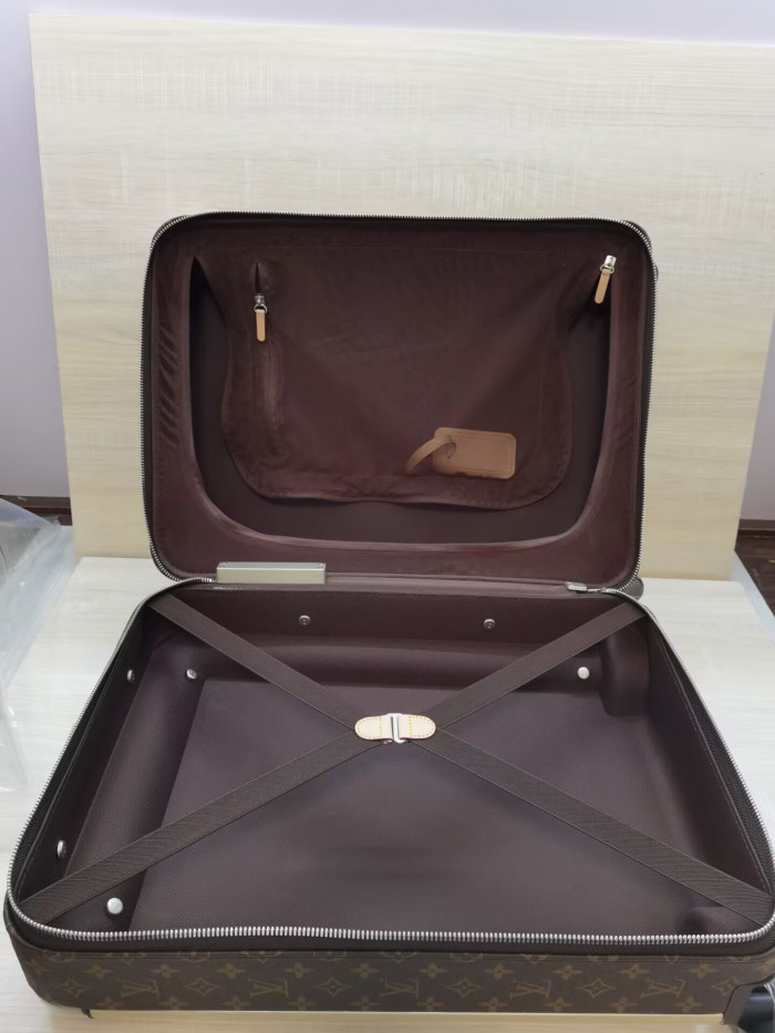 Lou1su1tt TRAVEL BOX