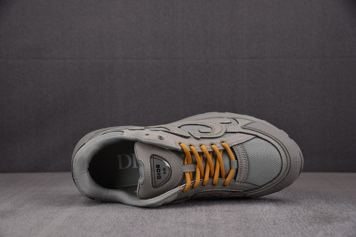 D10R B30 SNEAKER